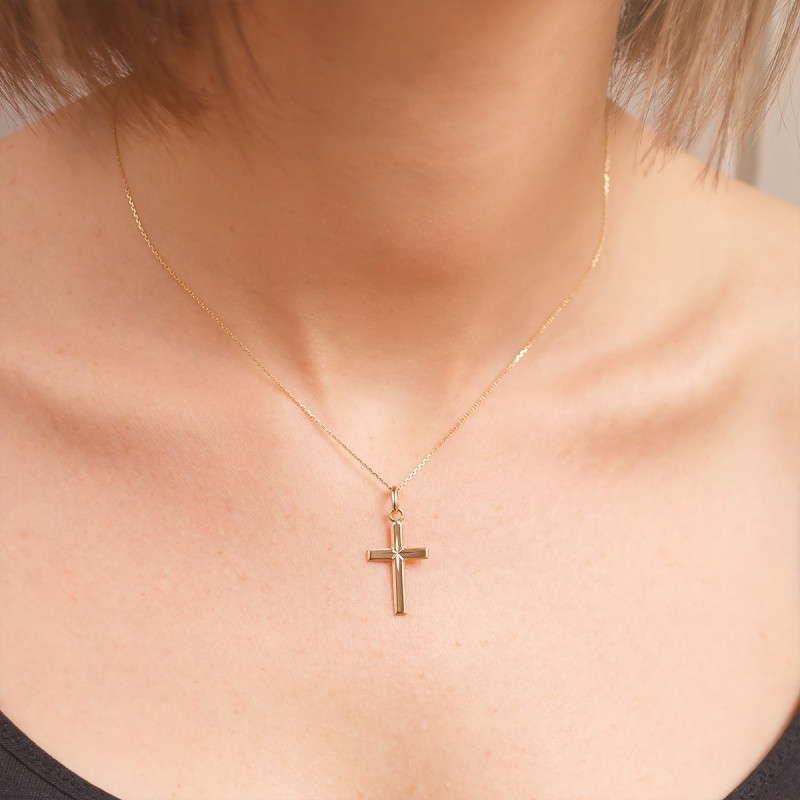 Croix à l'Etoile en Or Jaune, Dimension 14 x 27 mm - Emanessence