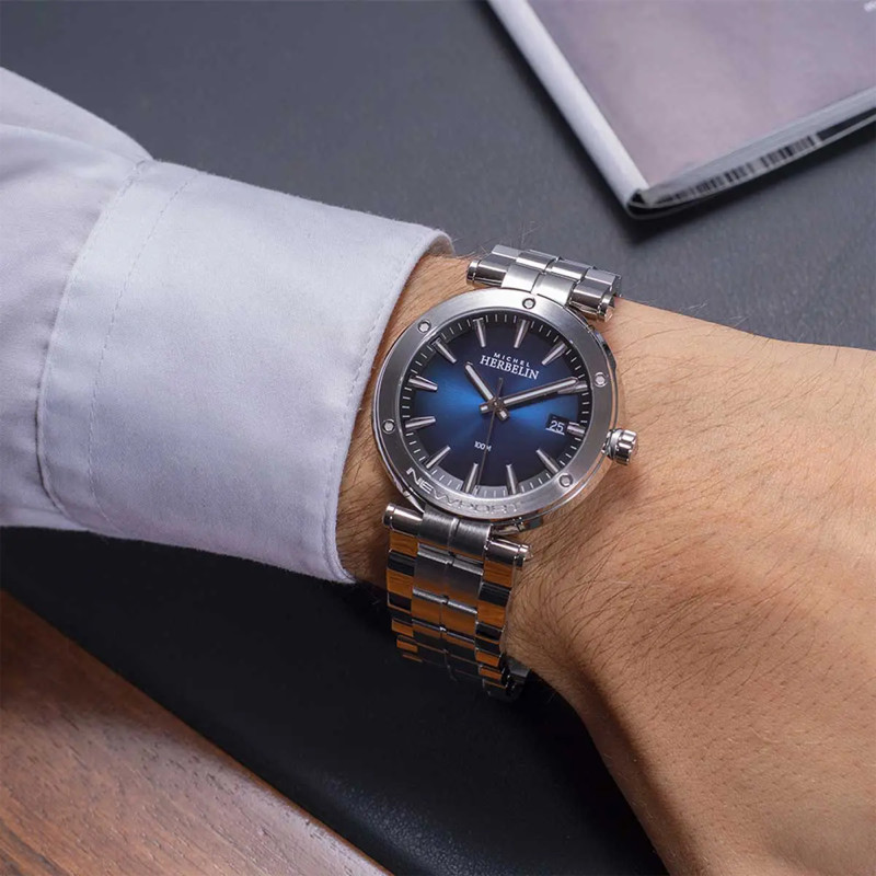 Montre Newport 12288B15 - Herbelin