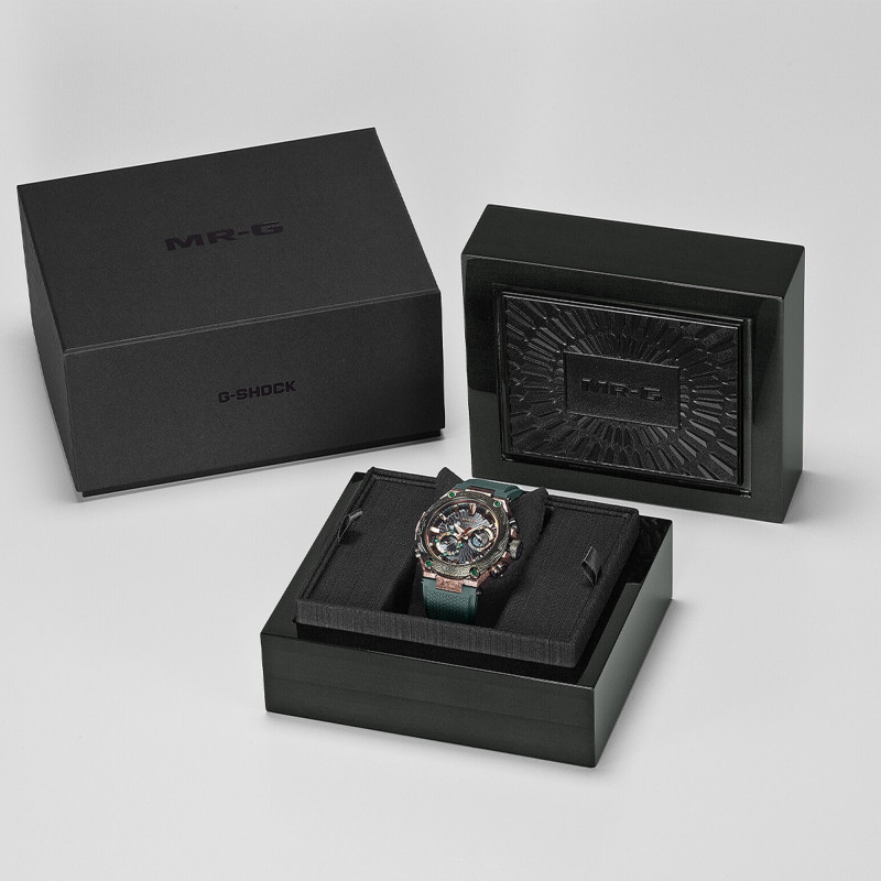 Montre Kurogane-Tsuba MRG-B2000KT-3ADR - Casio G-Shock