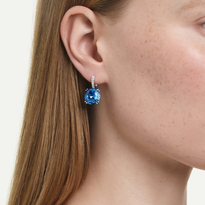 Boucles d'Oreilles Pendantes Millenia en Métal Rhodié & Cristaux Bleus - 5756150 - Swarovski