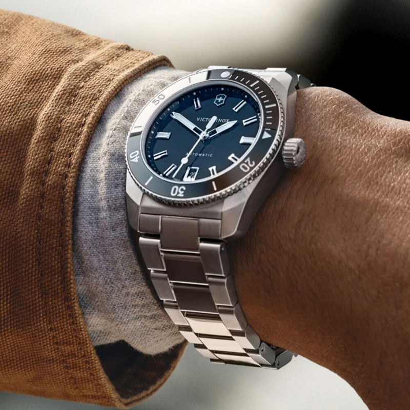 Montre Maverick Automatic 39mm 242105 - Victorinox