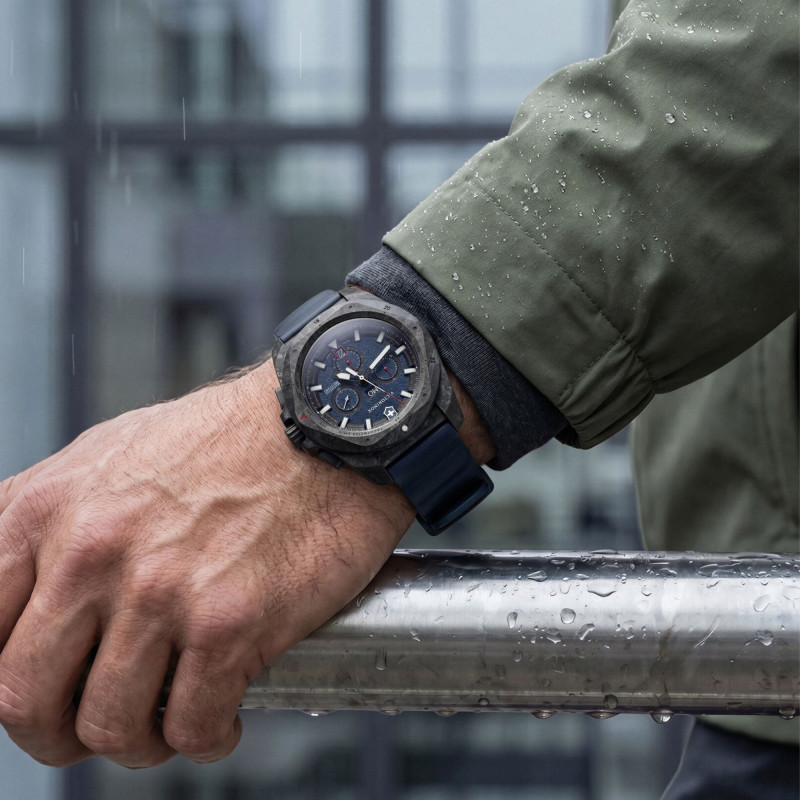 Montre I.N.O.X. Chrono Quartz 242082 - Victorinox