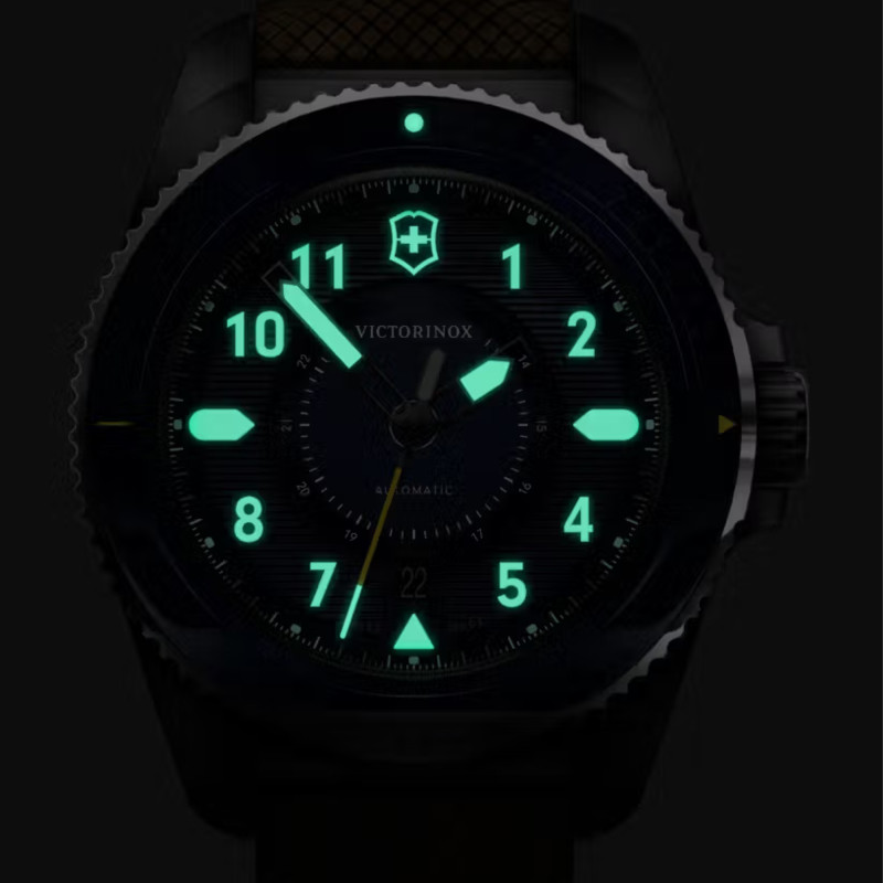 PROMO Montre Journey 1884 241980.1 - Victorinox OCARAT.COM BIJOUTERIE N°1