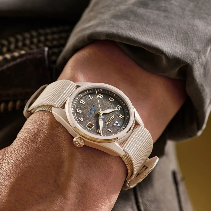 Montre Startimer Pilot Solarmetre 38 mm AL-140BR3S25 - Alpina