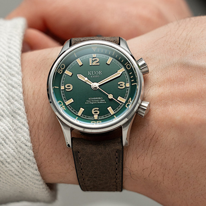 Montre Sombrero 90-011 Green Linen Textured Dial Bracelet Jubilee - Kuoe Kyoto