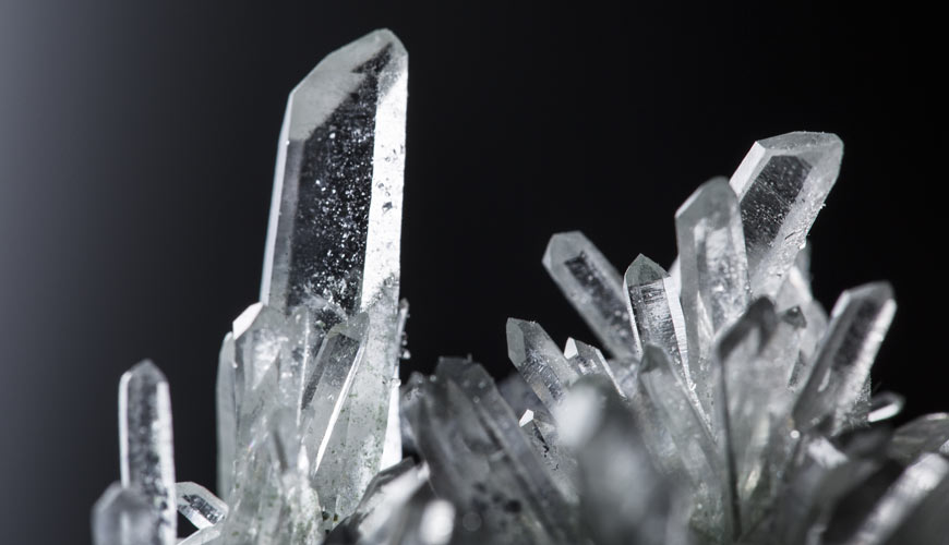 Cristal de roche : Tout savoir sur les cristaux de roche - Ocarat